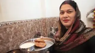 Crispy hot potato kachori recipe.  7 o'clock in the evening.  pasand Aaye to like and subscribe 
