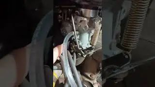 Regular o ar e combust&iacute;vel do carburador do Fusca