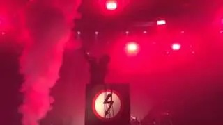 Marilyn Manson Brucia Bibbia Firenze 2015