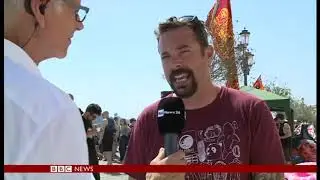 PROTEST IN VENICE TO THROW OUT LARGE SHIPS