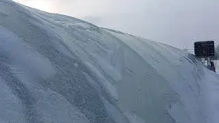 Теплиці під снігом