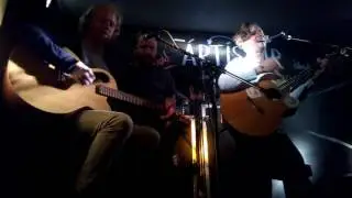 &Aacute;rst&iacute;&eth;ir and Kyle Woolard Occupy Anchorage Suttgart