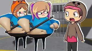 ESCAPA DE LA PRISI&Oacute;N DE LYNA Y MANDARINA EN ROBLOX