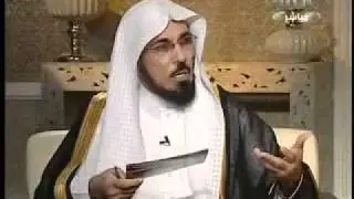 سلمان العودة رد على اتصال بشان حديث وان جلدوا ظهرك واخذوا مالك
