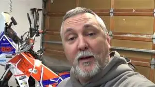 KTM 690 Enduro - oil change/clutch plates/countershaft seal/ sprocket/chain lube