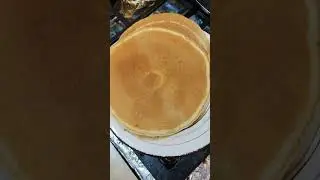 Hotcakes a mi gusto 😍🫴🏻 una delicios&euml; 500gr harina 500ml leche 2 huevos unatapita esencia vainilla.