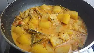 Sri Lankan Tapioca Curry Recipe (Coconut Milk) | Kappa Mogo Lucca Cassava Manioc