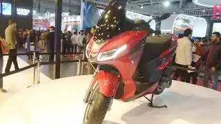 2020 Aprilia SXR 160 BS6 Sport Scooter Unveiled At Auto Expo 2020 | Walkaround | First Look |