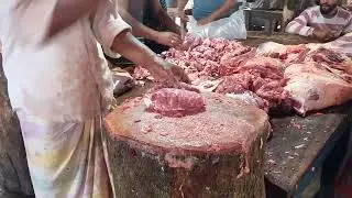 🐂Big Cow Leg Cutting by Expert Butcher | Fastest Beef Cutting into Slice Meat Market Near me