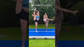 W&Uuml;RDET IHR DEN FLEXIBILITY TEST BESTEHEN?🫣 @merleloosen #shorts