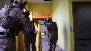TF6-24 / DEVT6 GROUP12 : DoorKickers (March 2014)