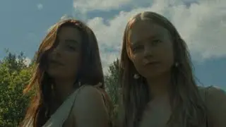 emma & matilda - Sun tyttö (Virallinen lyriikkavideo)