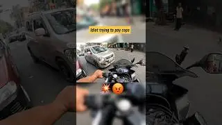 Idiot trying to pay cops #idiot #police #ranchi