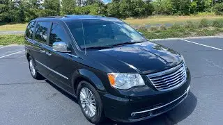 2016 Chrysler Town and Country Touring!
