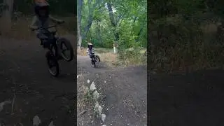😳FIRST TIME! 6 year old bmx kid trying to do Manuals! #shorts #bmx #bmxprogression