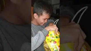 2021 vlog: Unboxing Christmas gifts ft. My monkey brothers