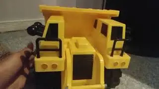 Tonka Mighty Motorized Dump Truck Lights and Sounds Construction Toy #3207