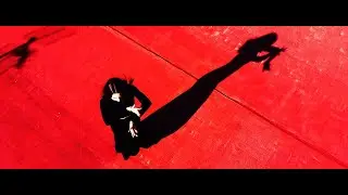 JOHNNY LORCA - Sue&ntilde;os de cristal (Oficial)