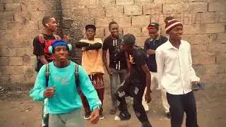 LA ZIPETTE _-_STREET