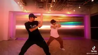 YUTA KISHI dances “peaches” with KAZ the Fire