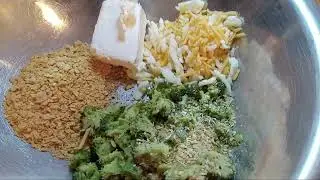 Broccoli Bits ( onions,garlic powder, seasoning, corn flakes & more )