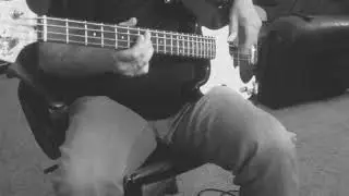 Atomic - Blondie (Bass Cover)