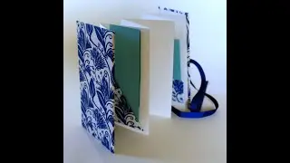 Concertina book with pockets