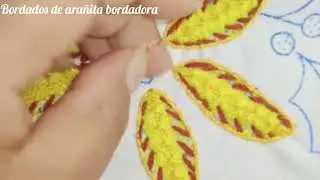 Hermosa Puntada para Bordar flores de muchos p&eacute;talos,  bordado de servilleta con flor de noche buena