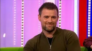 TROY Fall of a City Jonas Armstrong  interview [ Subtitled ]