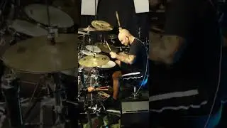 Drumming to HATEBREED - Raphael Saini