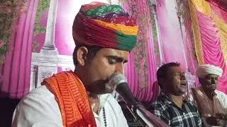 गरवा गोसाई जी रा गोरख वाला हर पर वारी जाऊ!! बाबा रामदेवजी जी की पाठ की वाणी!! गायक भेरदास पंडित!!