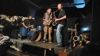 German Bringas y Gustavo Nandayapa con V&igrave;ctor Rojas, 13 de Mayo 2023, Set 2.2