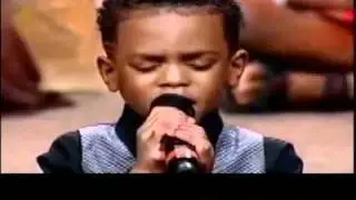 5 year old prays at the Potter's House  Bishop TD Jakes