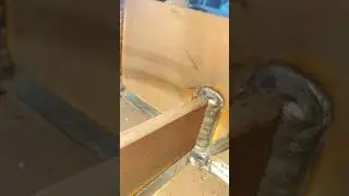 SATISFYING WELDING SLAG REMOVING #stickwelding #arcwelding #welder #satisfying #shorts