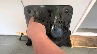 Volkswagen Jetta 2022 splash shield removal for oil change