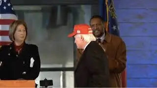 Trump attorney Lin Wood incites crowd to chant 'lock him up' at Georgia governor