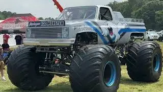 Michigan Ice Monster (Tomfoolerey) Theme Song (Marcos Luis Lore)