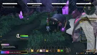 Playing paladin on WoW 2nd character ever!