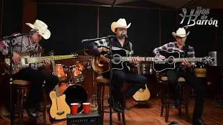 CORTINAS GUINDAS - HIJOS DE BARRON CERCA PERO SIN RIESGO (EN VIVO)