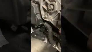 SOSTITUZIONE POMPA BENZINA YAMAHA MAJESTY 400 - MODALITA' PER SOLLEVAMENTO TELAIO PORTANTE
