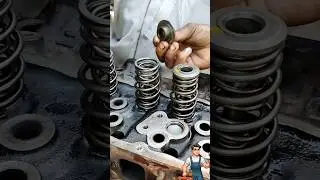 Fastest Way to Fit Head Valve Locks #mechanic #engine #how #shorts #viralshorts #short #viral