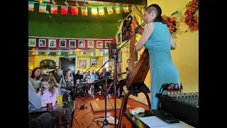 &Uacute;na - Lark in the Dark - new harp launch gig @ The Crane Bar, Galway