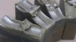 MORPHING COLORS + MOUNTAIN DESIGN?! // Cold Process Soap Making
