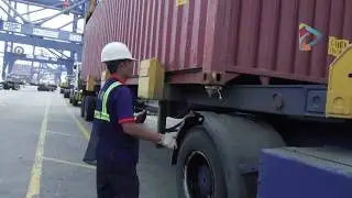 Jalan Jalan Melihat Kesibukan Pelabuhan Peti Kemas Tanjung Priok