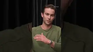 Чейс Кроуфорд рассказал, что произошло, когда он столкнулся с коллегой по сериалу &laquo;Сплетница&raquo; Эдо...
