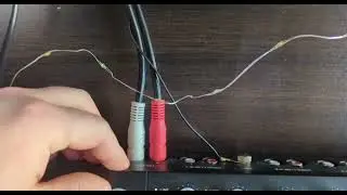 Traktor Tips #2 - How to connect Turntables to the Traktor S4 MK3