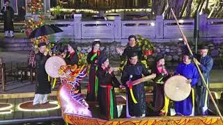 16. Người ở đừng về