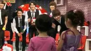 [ENG] 090918 SJM Sohu Interview - Part 3 (Flower Choosing/Ryeowook is BEAUTIFUL!)