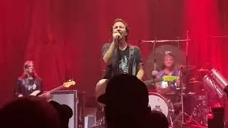 Eddie Vedder and the Earthlings- Give Blood - Chicago, 2/9/22