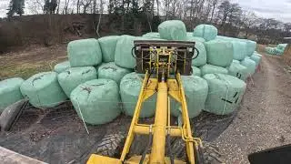 FarmVlog#17 | Schafe f&uuml;ttern| Mist fahren mit John Deere 6150R